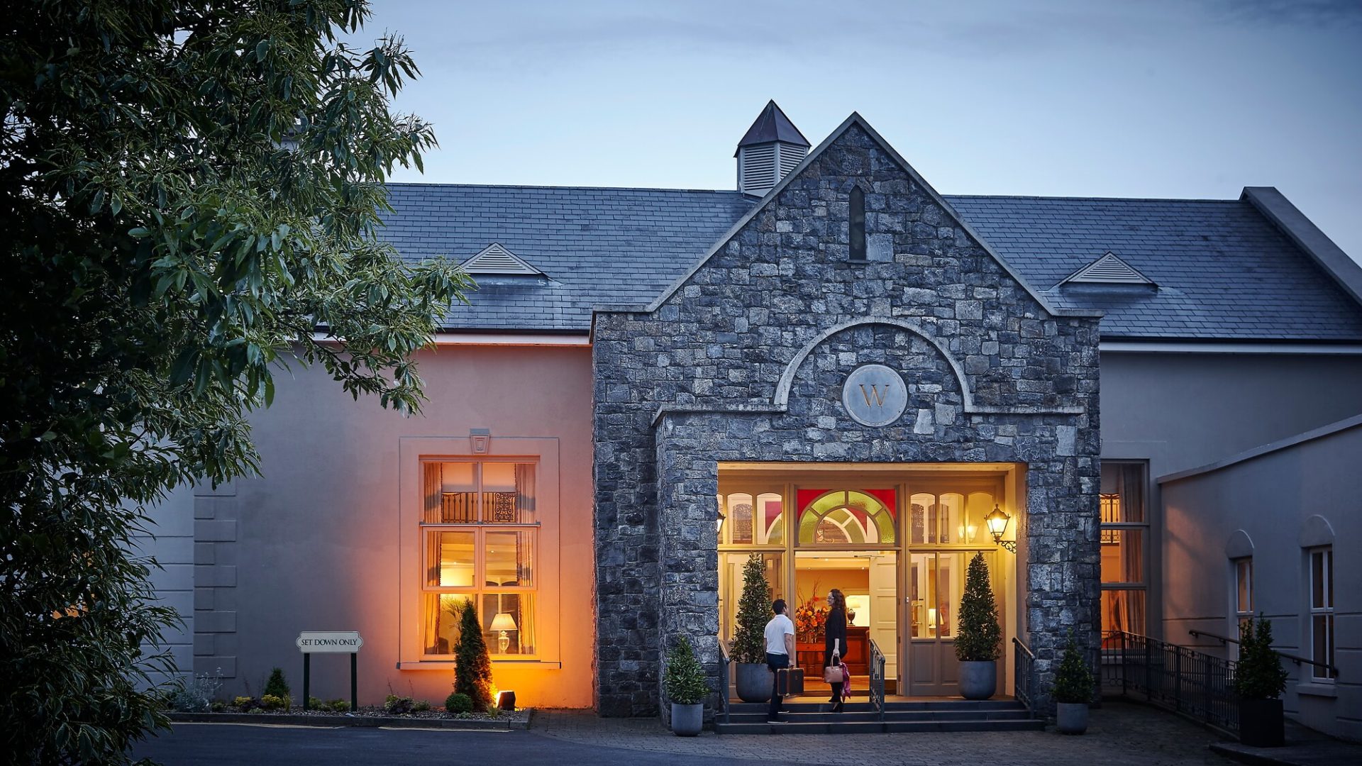 Contact Us Hotel Woodstock, Ennis Co. Clare