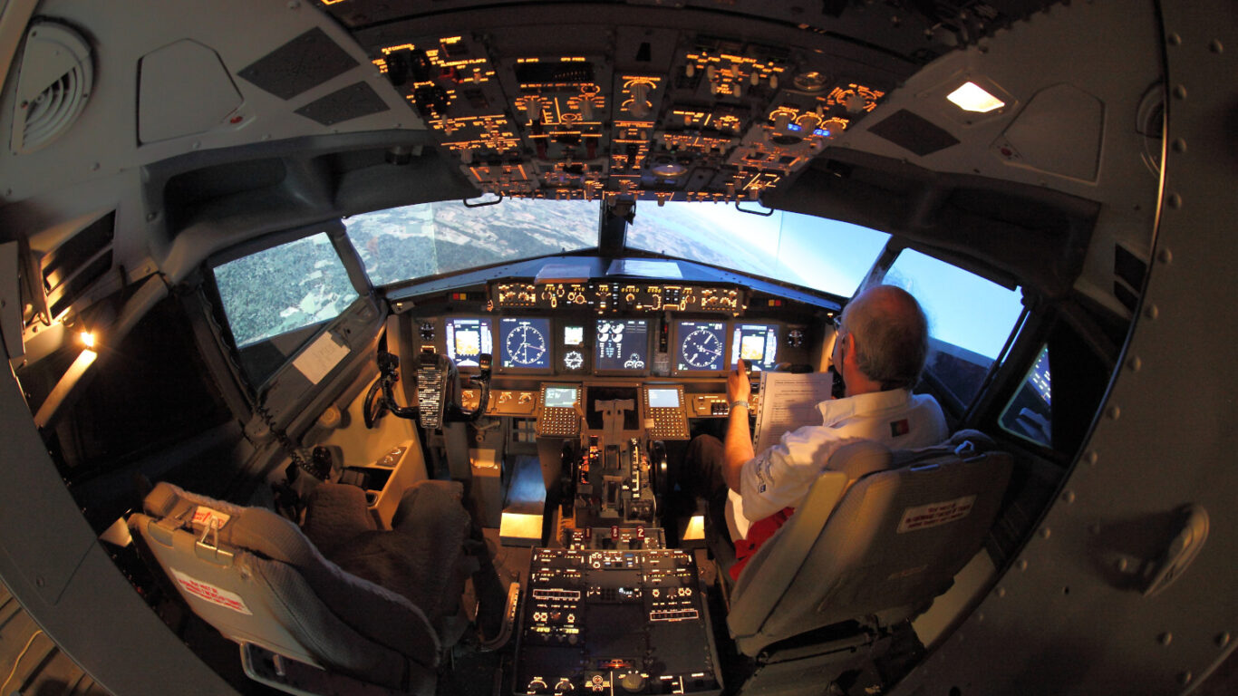 B737-800-NG-Atlantic-AirVenture
