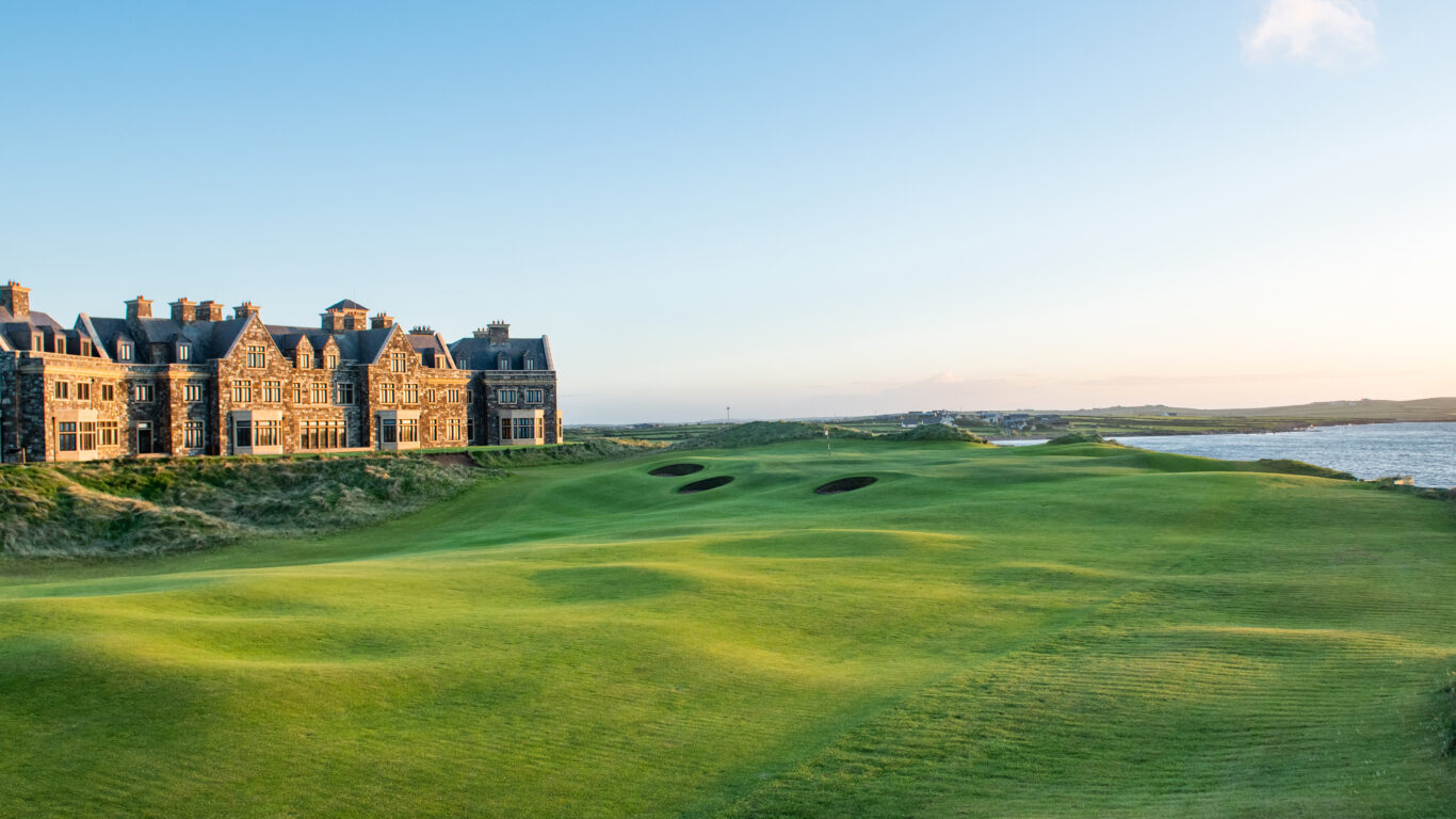Trump International Golf Links, Doonbeg, 18th Green and Lodge, Co Clare_master